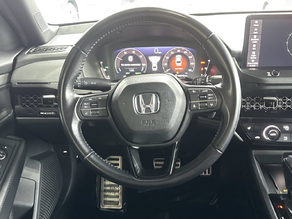 Used 2025 Honda Accord Sport image 3