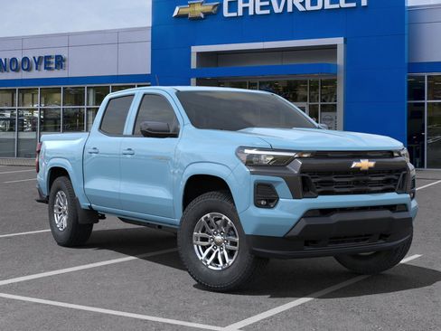 New 2025 Chevrolet Colorado LT w/ LT Convenience Package image 31