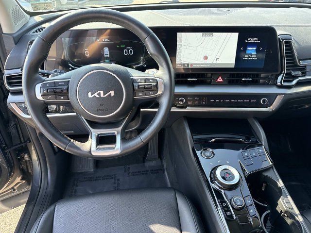 Used 2023 Kia Sportage EX AWD/4WD image 17
