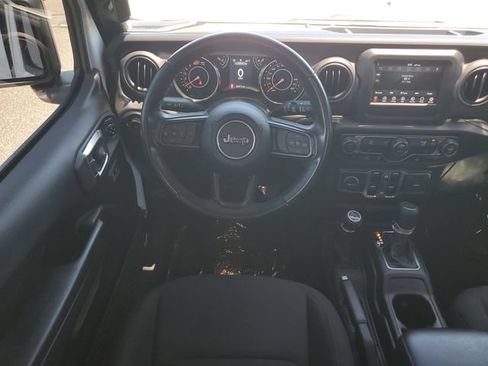 Used 2022 Jeep Wrangler Unlimited Sport AWD/4WD image 16