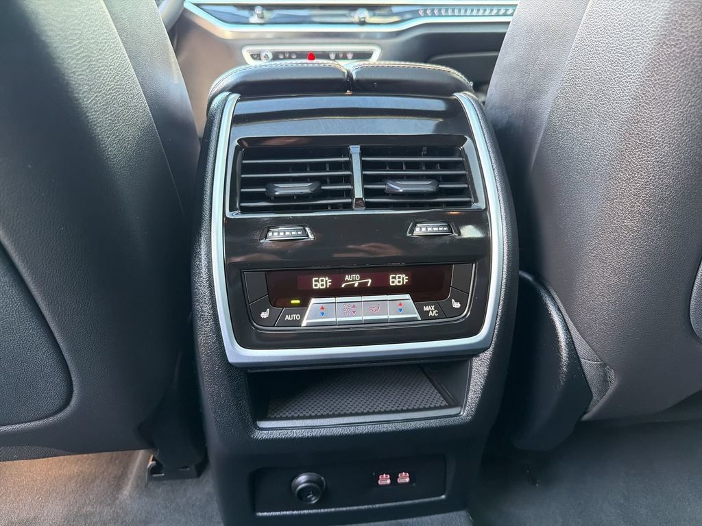 Used 2026 BMW X5 xDrive40i AWD/4WD image 19