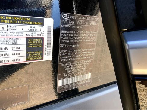 Used 2016 Land Rover Range Rover Long Wheelbase Supercharged image 32