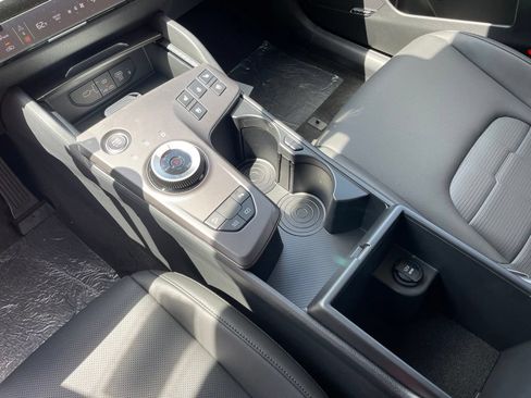 New 2027 Kia Sportage SX Prestige AWD/4WD image 9