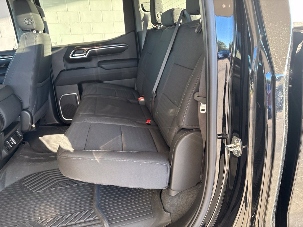 Used 2023 Chevrolet Silverado 1500 LT Trail Boss AWD/4WD image 9