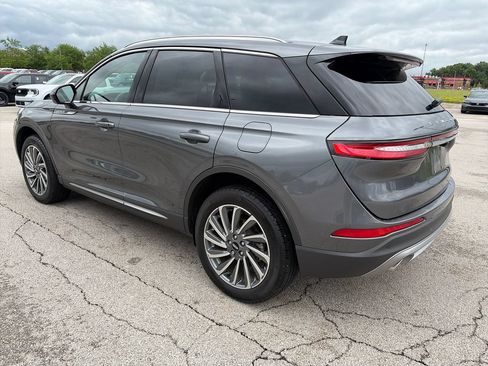 Used 2023 Lincoln Corsair Reserve AWD/4WD image 5