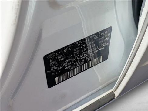 Used 2025 Hyundai Sonata Limited image 14