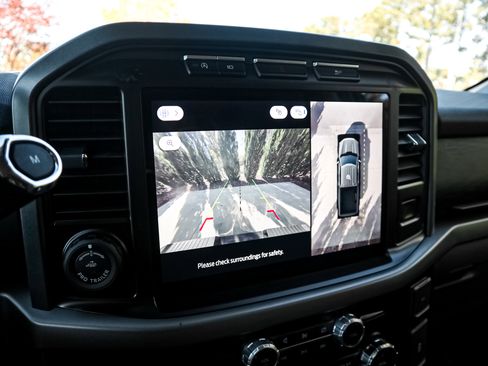 Used 2024 Ford F150 XLT w/ Tow/Haul Package image 25