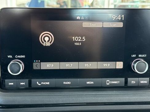 Certified 2023 Honda Accord LX image 17