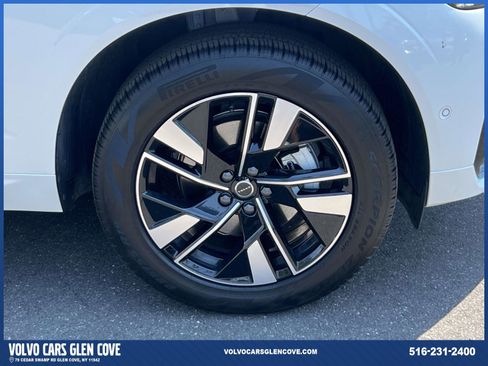 Used 2026 Volvo XC60 B5 Plus w/ Climate Package AWD/4WD image 6