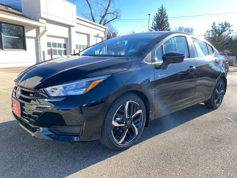 New 2025 Nissan Versa SR image 1