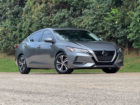 Used 2023 Nissan Sentra SV w/ All-Weather Package FWD image 2