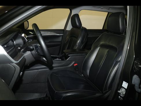 Used 2022 Jeep Grand Cherokee L Limited image 25