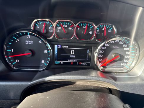 Used 2018 Chevrolet Silverado 1500 LT w/ All Star Edition image 11