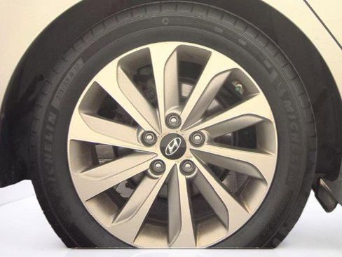 Used 2014 Hyundai Sonata Limited FWD image 13