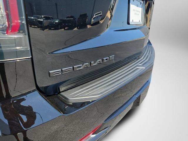 Certified 2024 Cadillac Escalade Premium Luxury AWD/4WD image 49