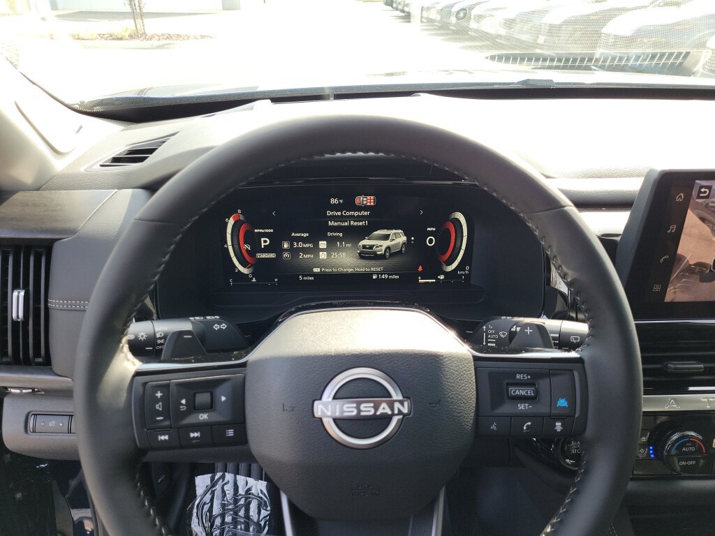 New 2026 Nissan Pathfinder Platinum FWD image 25