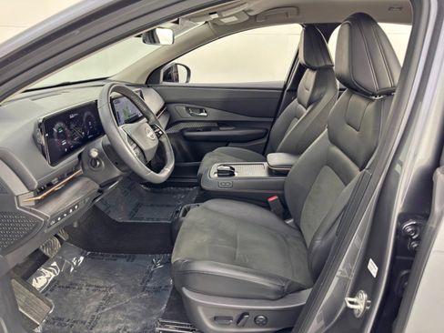 Used 2023 Nissan Ariya Engage image 15