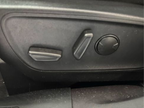 Certified 2023 Ford Escape Active AWD/4WD image 28