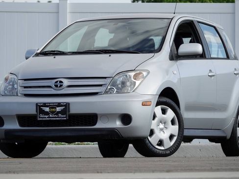 Used 2004 Scion xA FWD image 22