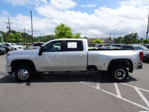 Used 2021 Chevrolet Silverado 3500 LT w/ Convenience Package AWD/4WD image 7