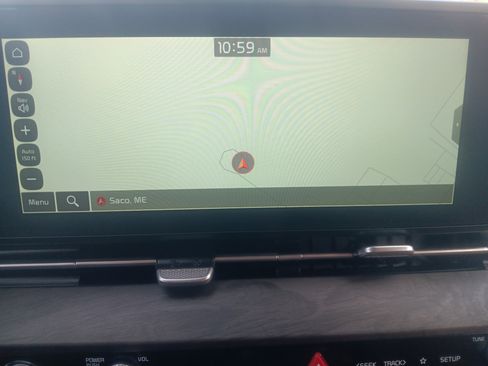 Used 2023 Kia Carnival SX image 28