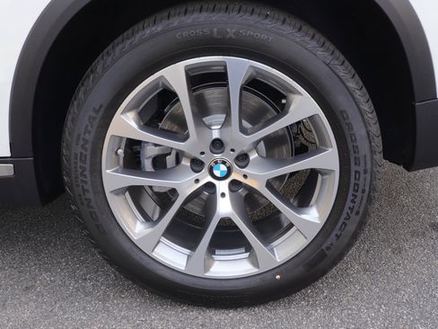 New 2026 BMW X5 xDrive40i w/ Climate Comfort Package image 43