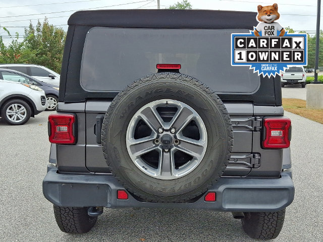 Used 2022 Jeep Wrangler Unlimited Sahara w/ LED Lighting Group AWD/4WD image 9
