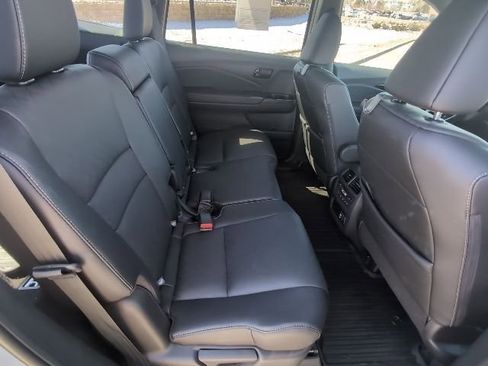 Used 2023 Honda Passport Elite image 28