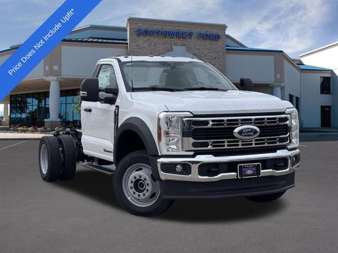 New 2026 Ford F550 4x4 Regular Cab Super Duty image 1