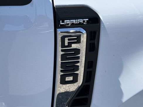 New 2025 Ford F250 Lariat w/ Lariat Ultimate Package image 5