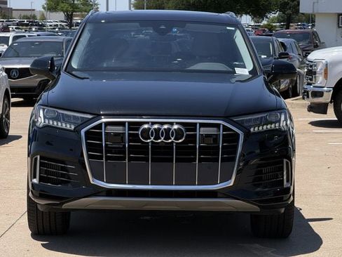 Used 2023 Audi Q7 3.0T Premium w/ Convenience Package AWD/4WD image 8