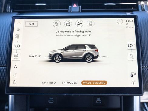 Used 2024 Land Rover Discovery Sport Dynamic SE AWD/4WD image 28