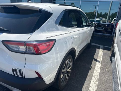 Used 2020 Ford Escape Titanium AWD/4WD image 5