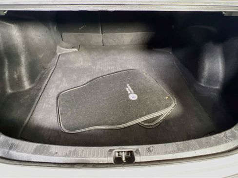 Used 2020 Toyota Corolla LE w/ LE Convenience Package FWD image 23