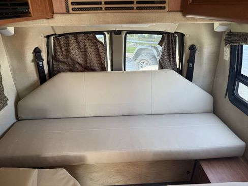 Used 2012 Chevrolet Express 3500 Extended w/ Power Package RWD image 47