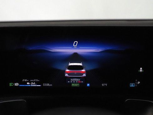 Used 2024 Mercedes-Benz EQB 250+ image 20