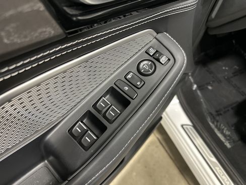 Used 2023 Acura MDX SH-AWD w/ Advance Package image 15