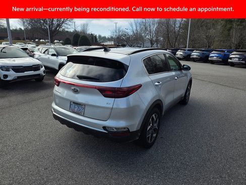 Used 2022 Kia Sportage EX w/ EX Technology Package image 5