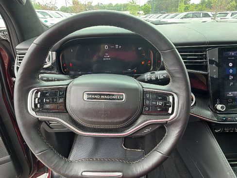 Certified 2025 Jeep Grand Wagoneer Series II Obsidian w/ Quick Order Packagew 28T AWD/4WD image 30