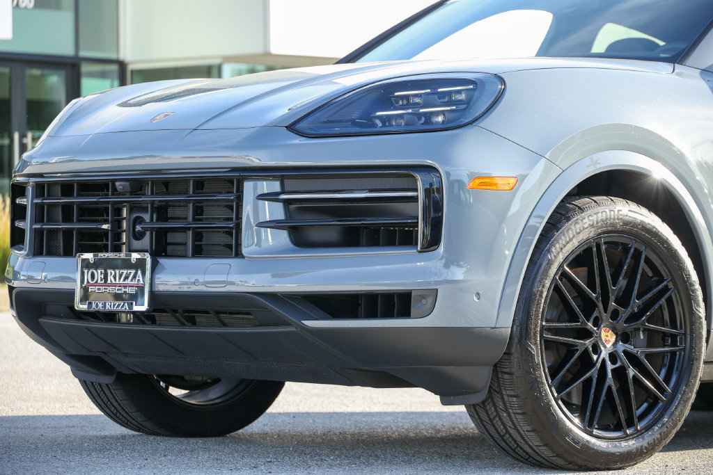Certified 2026 Porsche Cayenne Coupe AWD/4WD image 7