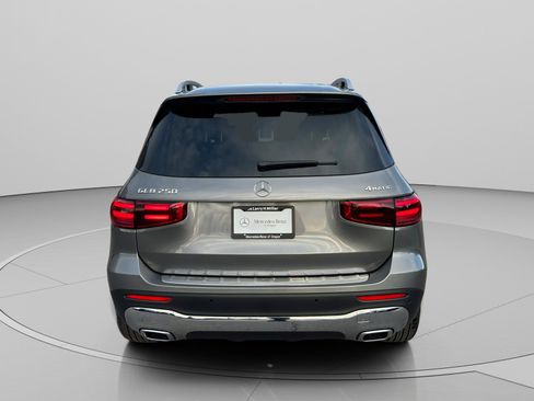 New 2026 Mercedes-Benz GLB 250 4MATIC image 4