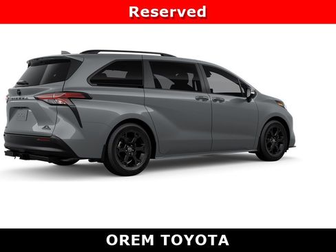New 2026 Toyota Sienna XLE Woodland Edition AWD/4WD image 10