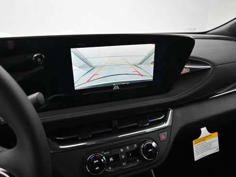 New 2026 Buick Envista Preferred image 14