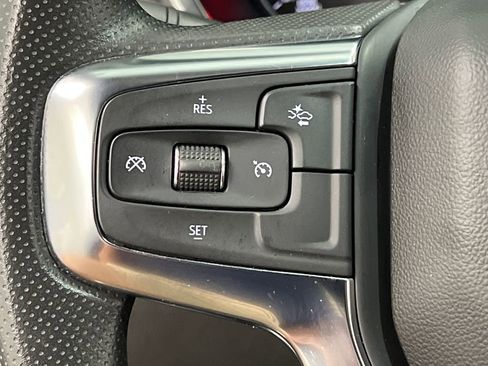 Used 2025 Chevrolet Blazer LT FWD image 41