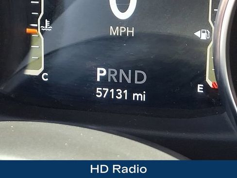 Used 2020 Jeep Gladiator Overland AWD/4WD image 6