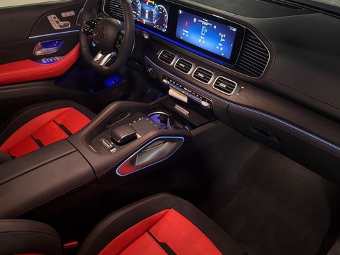 New 2026 Mercedes-Benz GLE 63 AMG S image 15