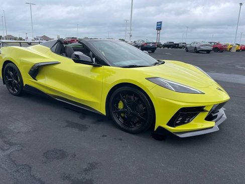 Used 2022 Chevrolet Corvette Stingray Premium Conv w/ Z51 Performance Package RWD image 38