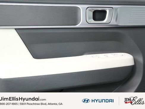 Used 2025 Hyundai Santa Fe SE image 7