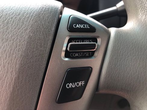 Used 2018 Nissan NV 2500 SL w/ Navigation Package image 31