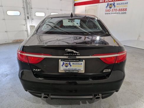 Used 2019 Jaguar XF Prestige image 6